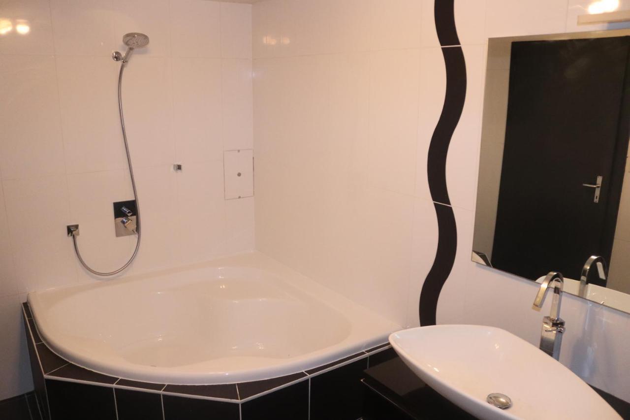 Apartament La Lapia Monthey Zewnętrze zdjęcie